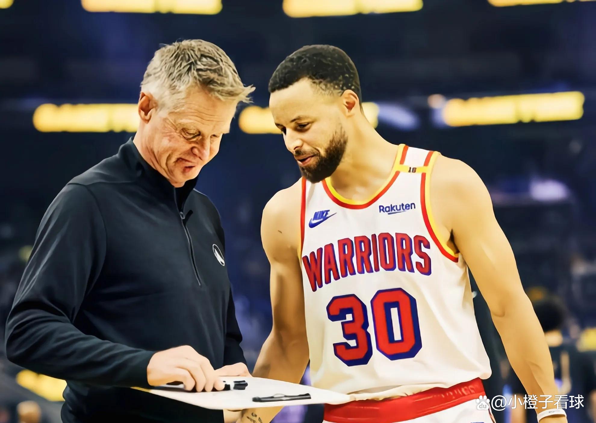 库里回归赛场，败北首场状态亮眼，法国队观众沸腾！